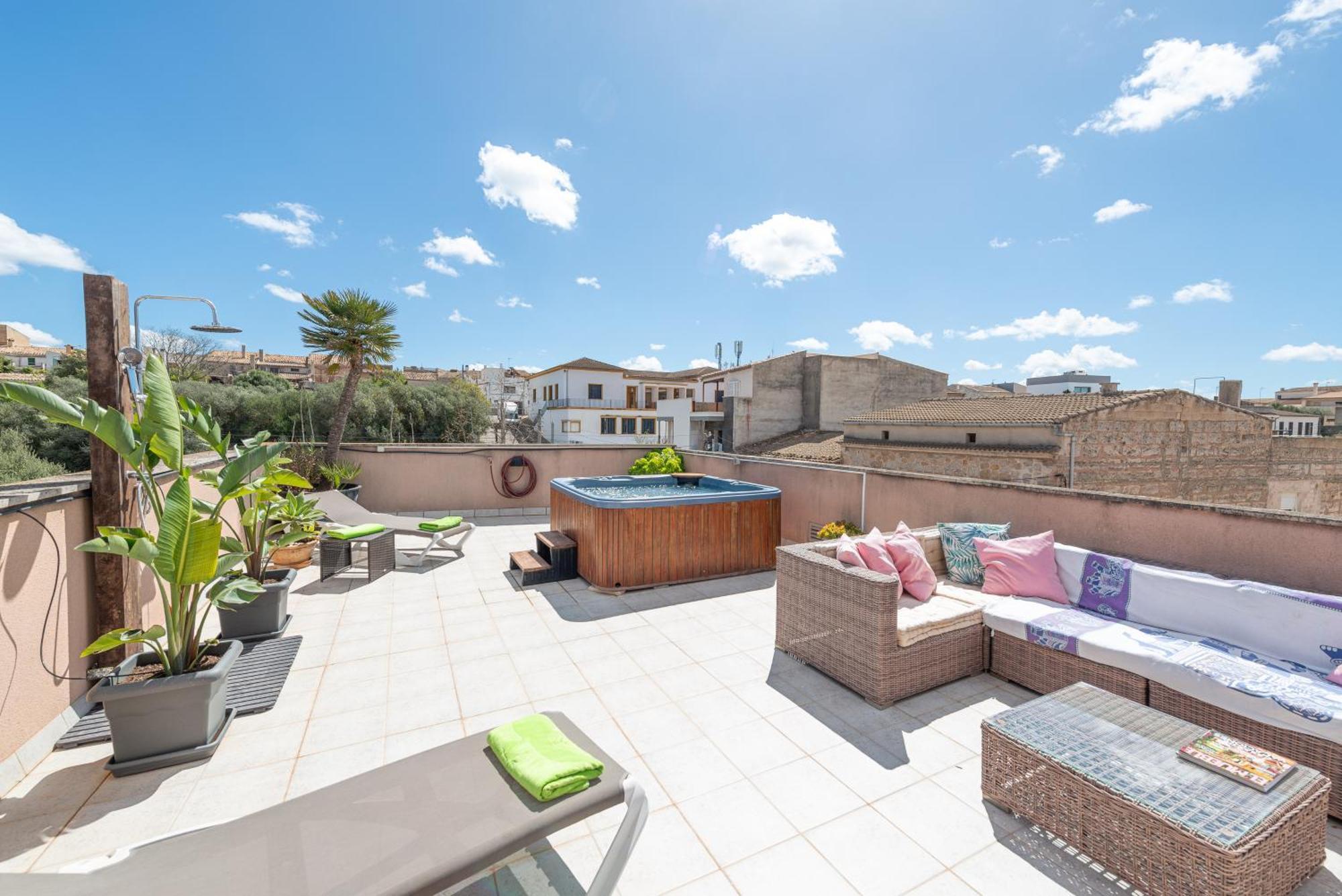 Joan -maria- Apartment