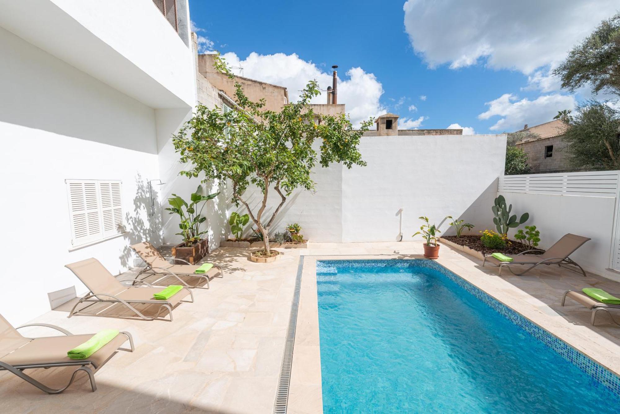 Joan -maria- Apartment