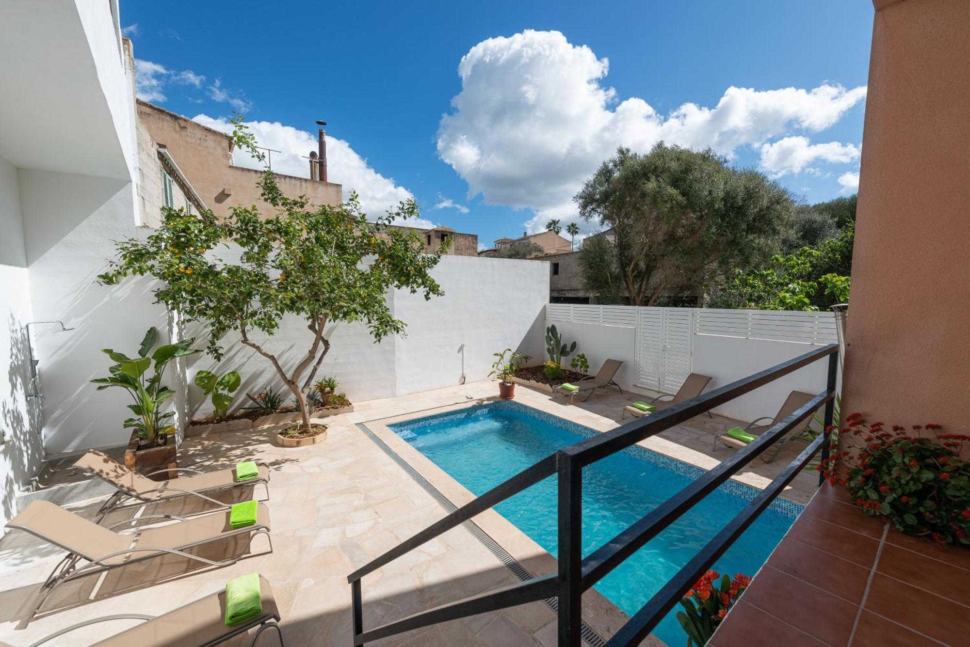 Joan -maria- Apartment