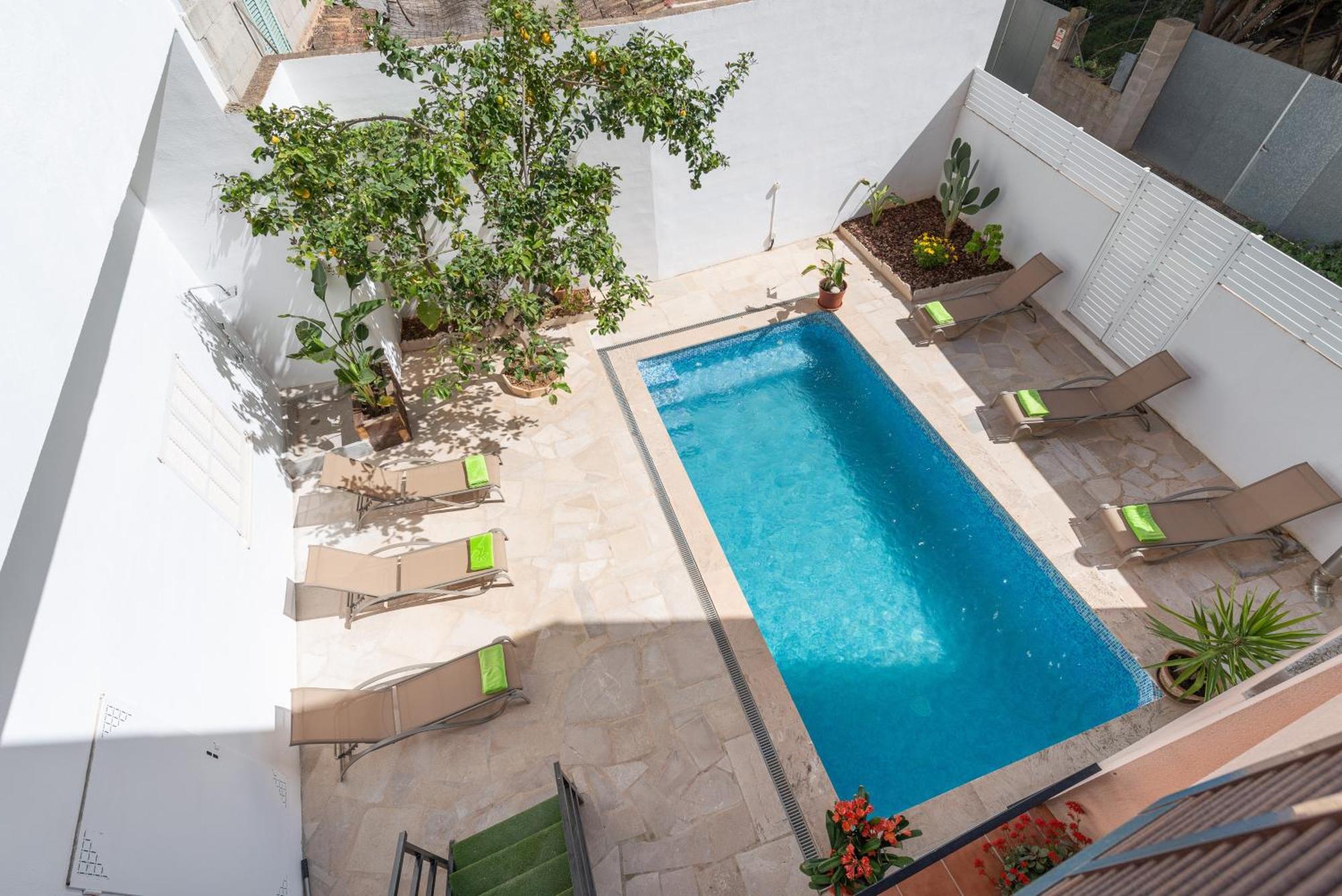 Joan -maria- Apartment *